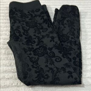 Connection 18  Women's Black Textured Leggings S-M Preowned